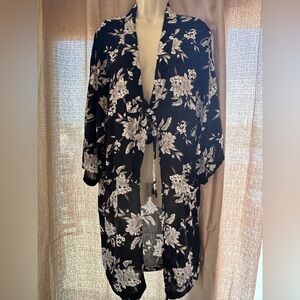 K56. Spiritual Gangster Floral Black and White Kimono